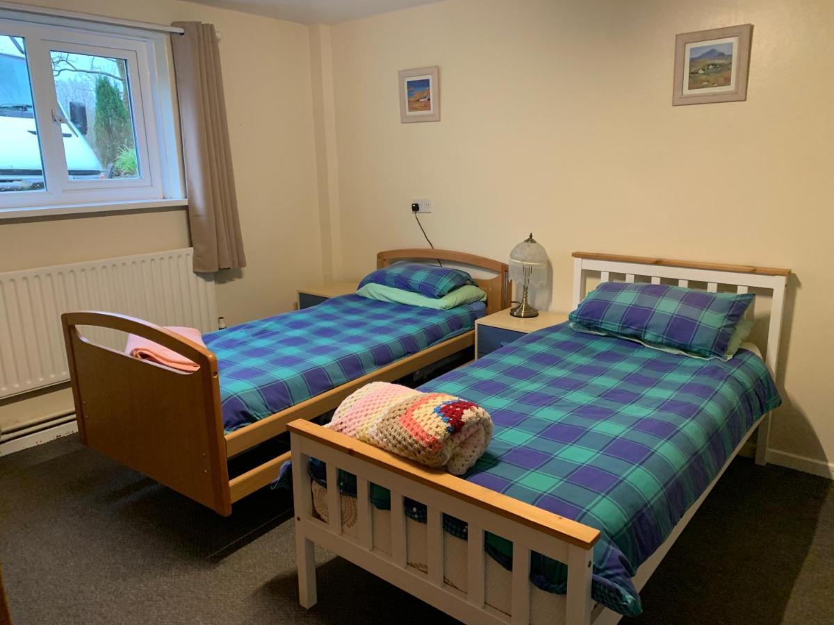 Hafan Y Coed - Haven Of Trees Bed and Breakfast Abercraf Buitenkant foto